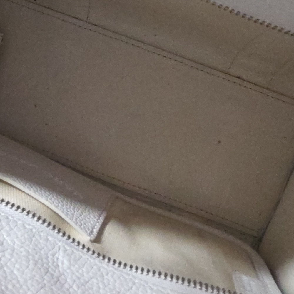 Marc Jacobs Cream Tote Bag - Picture 3 of 5